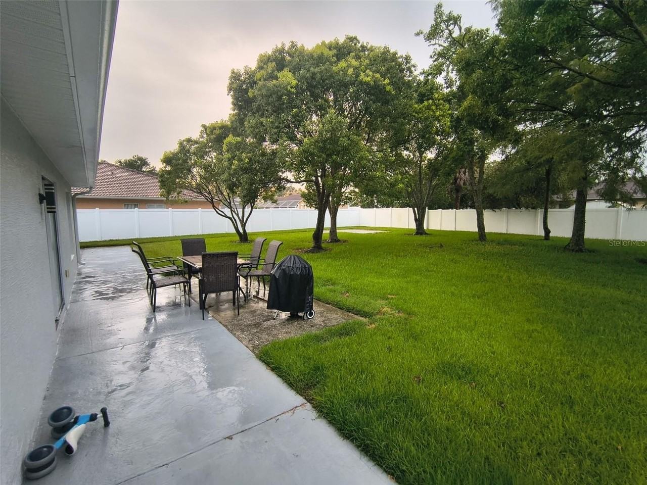 24 Felwood Ln - Photo 2 of 5