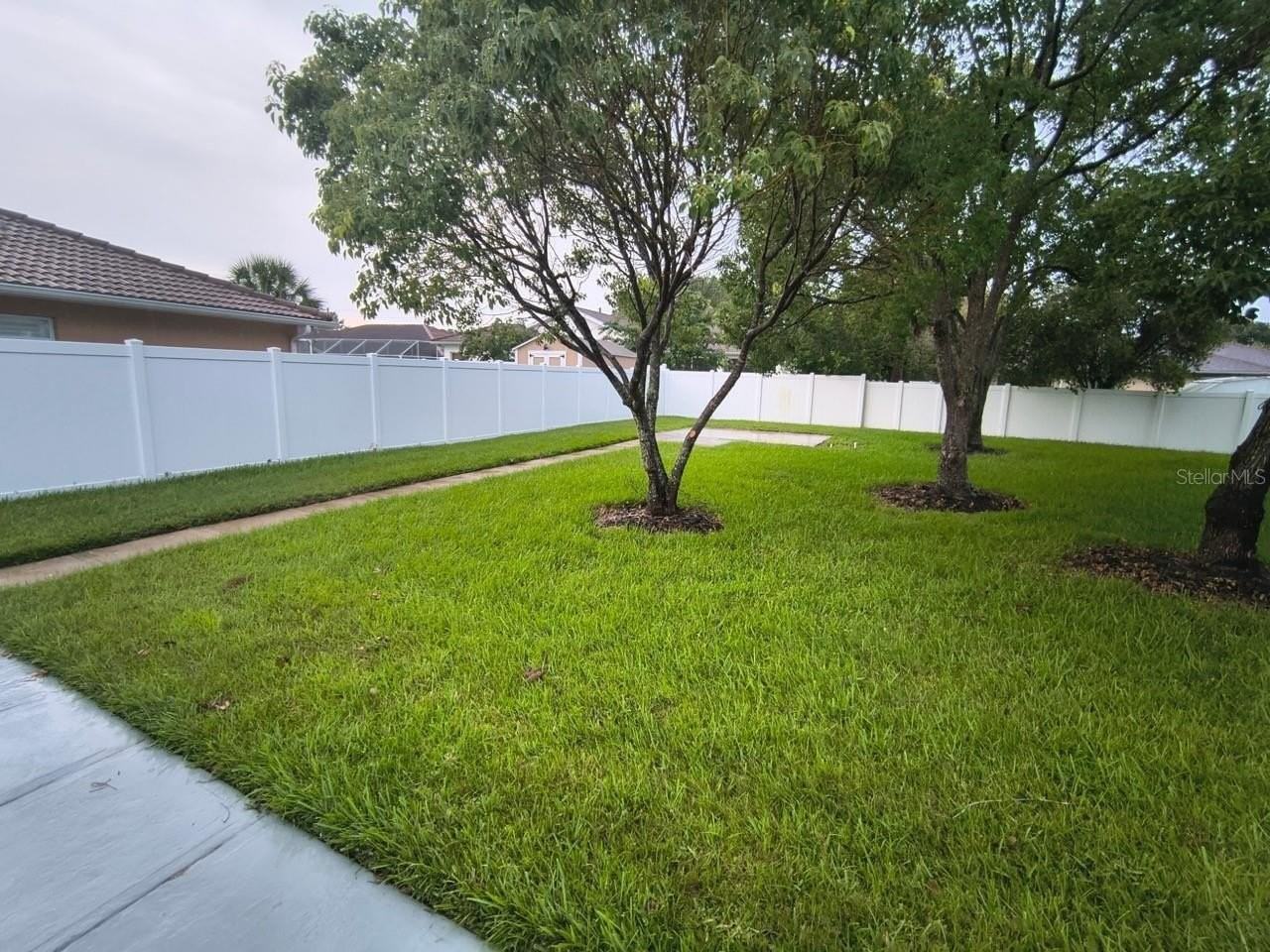24 Felwood Ln - Photo 3 of 5