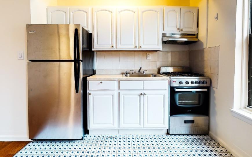 2415 Adam Clayton Powell Jr Blvd - Photo 4 of 5
