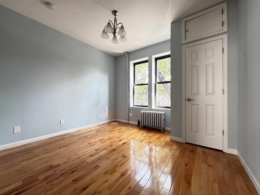 411 Cortelyou Rd - Photo 3 of 9