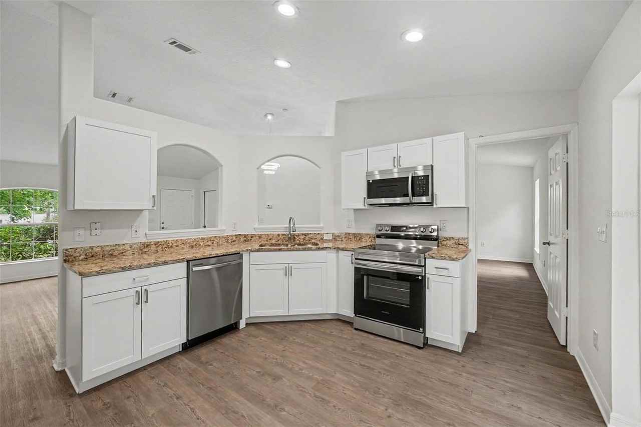 30 Piermount Ln - Photo 4 of 23