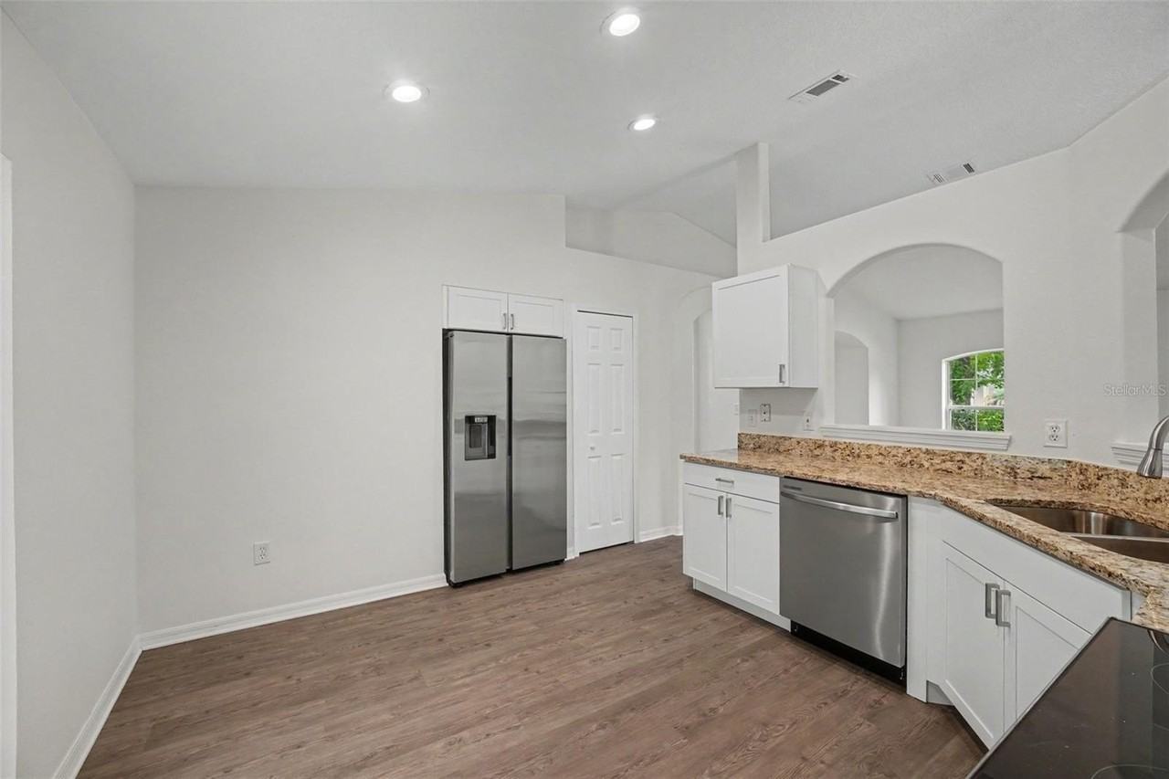 30 Piermount Ln - Photo 6 of 23