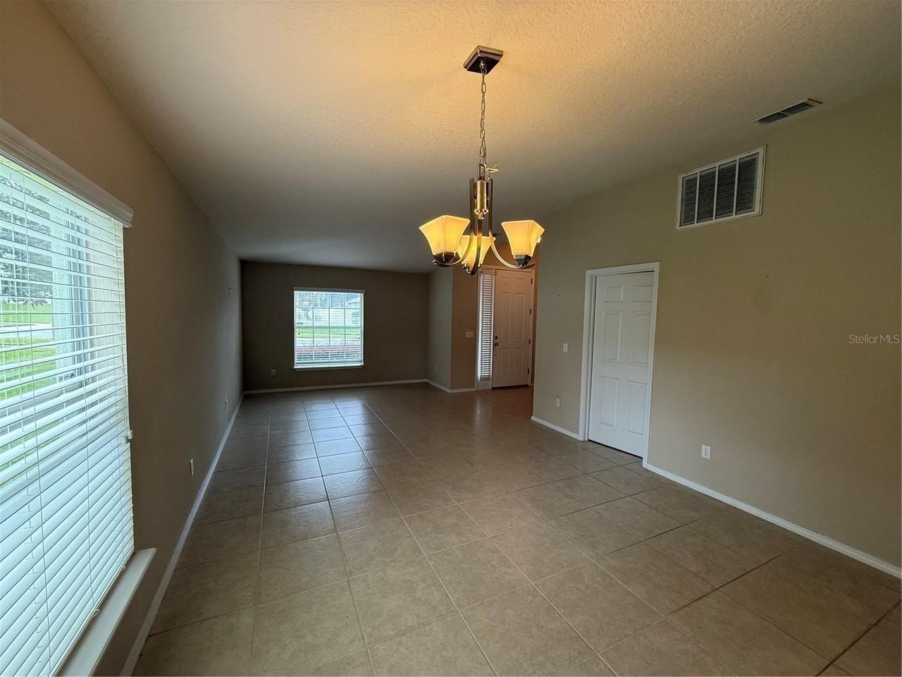 3067 Santa Marcos Dr - Photo 4 of 26