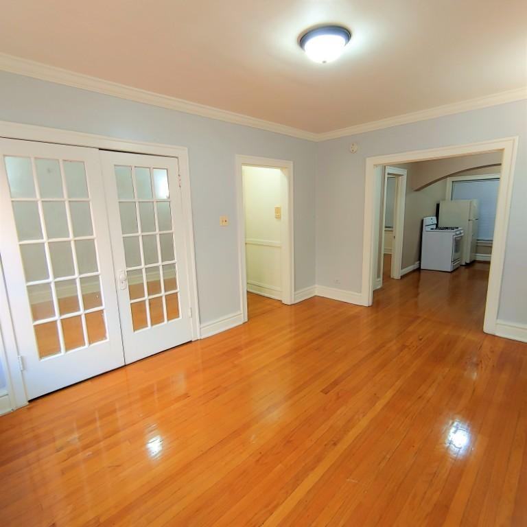 2141 S 61st Ct - Photo 5 of 10