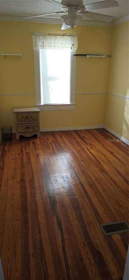 315 Virginia St - Photo 5 of 23