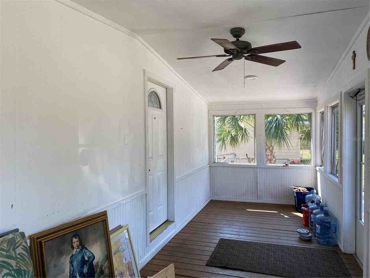313 S Observatory Dr - Photo 4 of 17