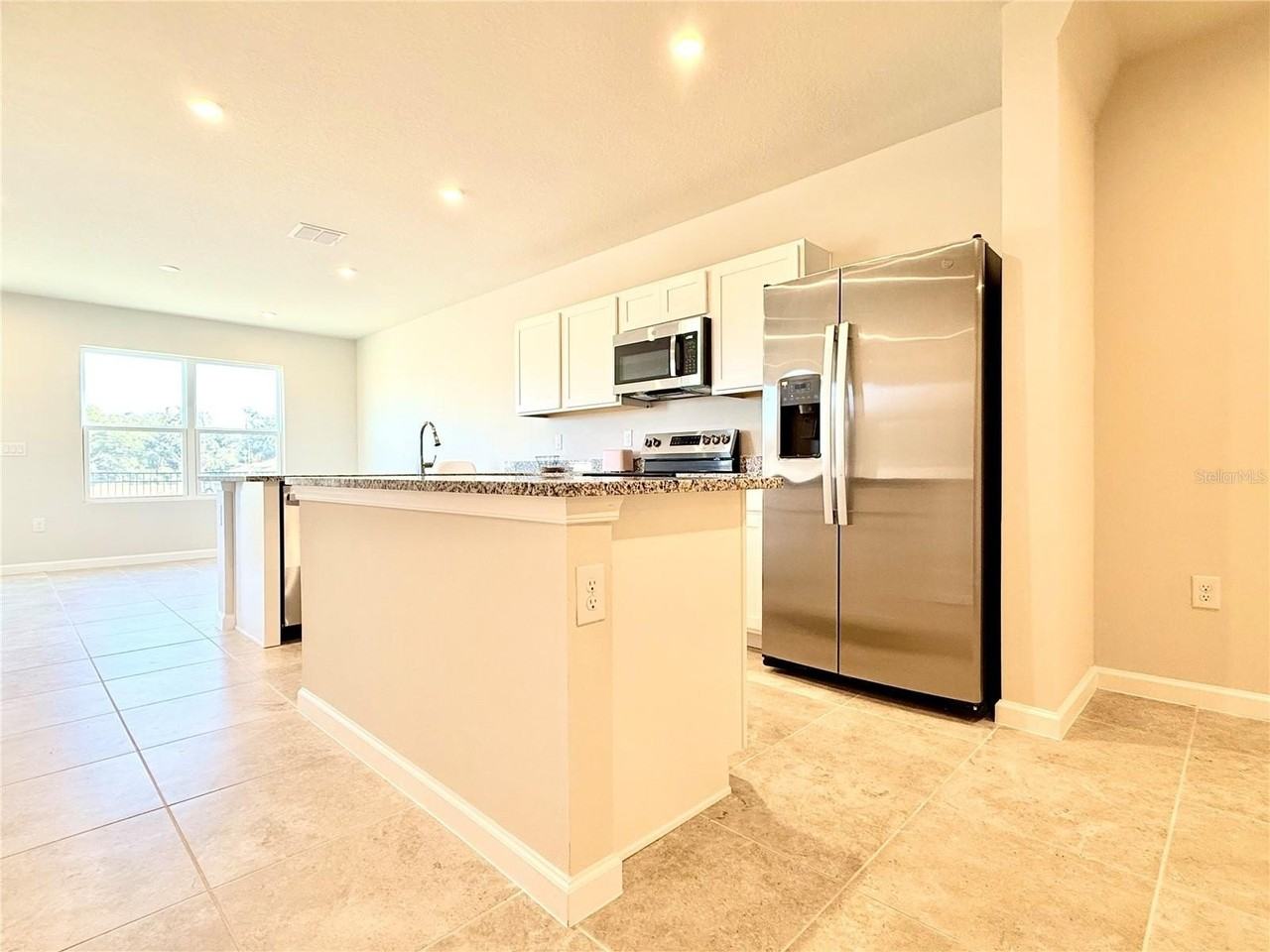 1188 Port Blue Way - Photo 5 of 32