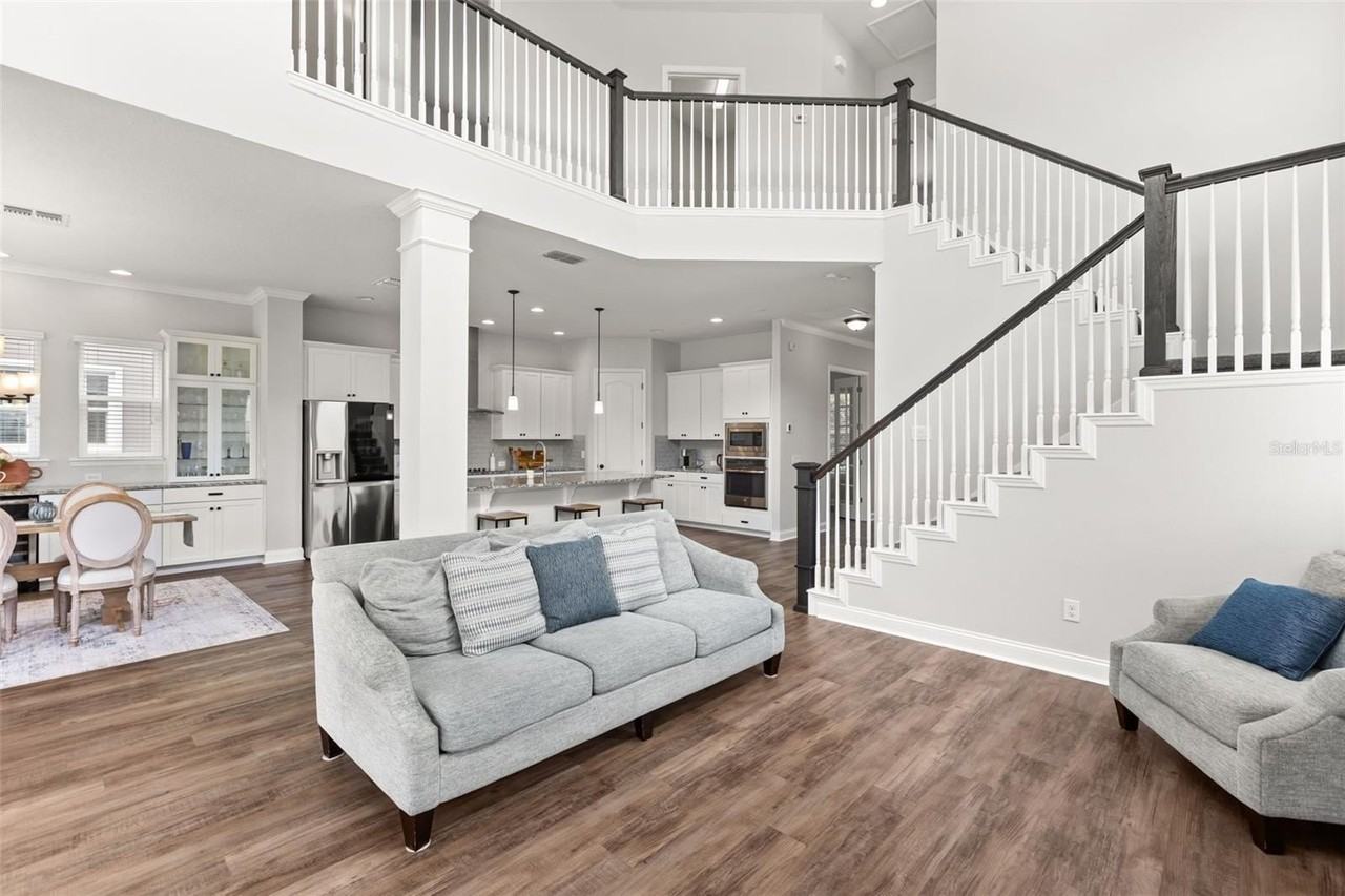 13785 Behring Ave - Photo 7 of 50