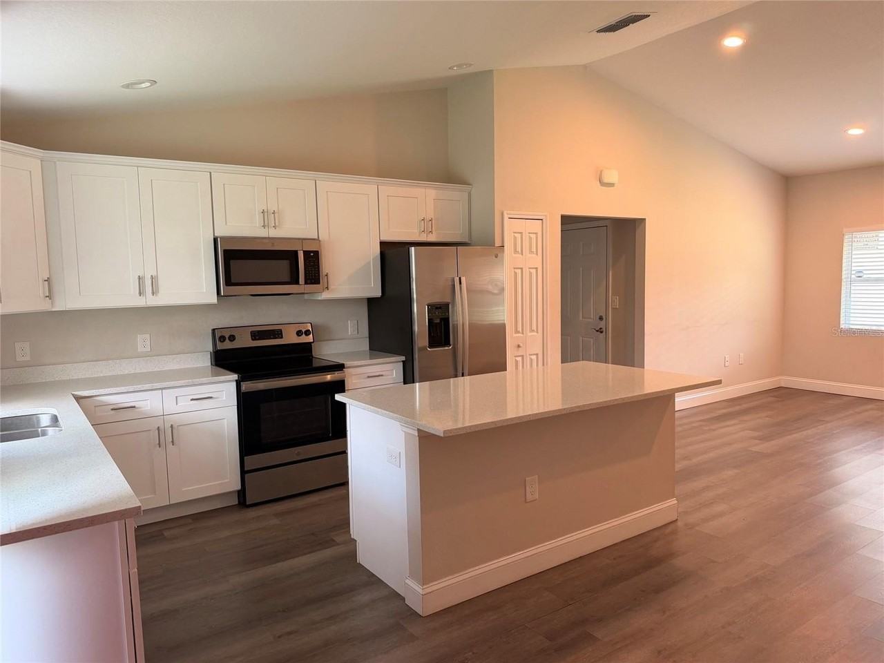 2292 Sw 168th Loop - Photo 3 of 15