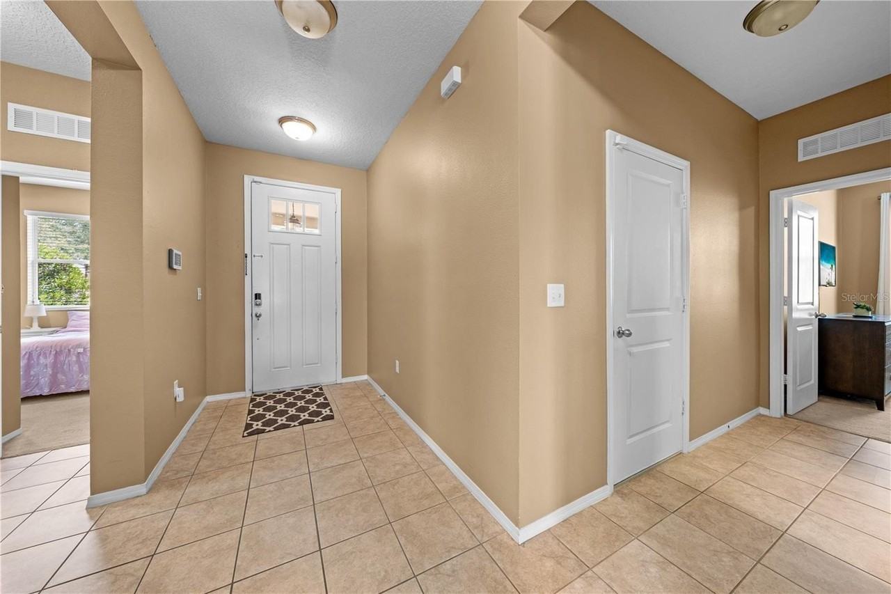 4704 Ruby Red Ln - Photo 7 of 50