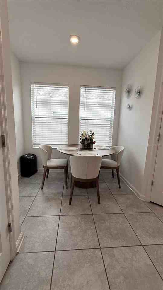 225 Lawson Ave - Photo 6 of 23