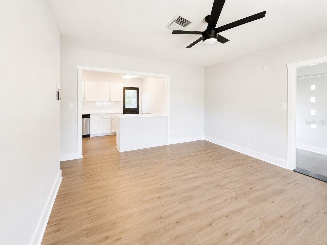4200 Bluefish Dr Se - Photo 4 of 19