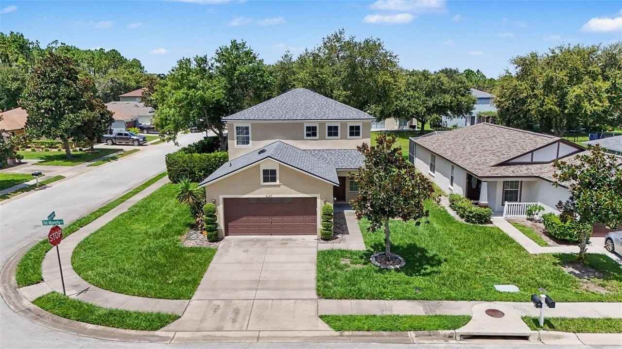4249 Old Waverly Ct - Photo 4 of 31