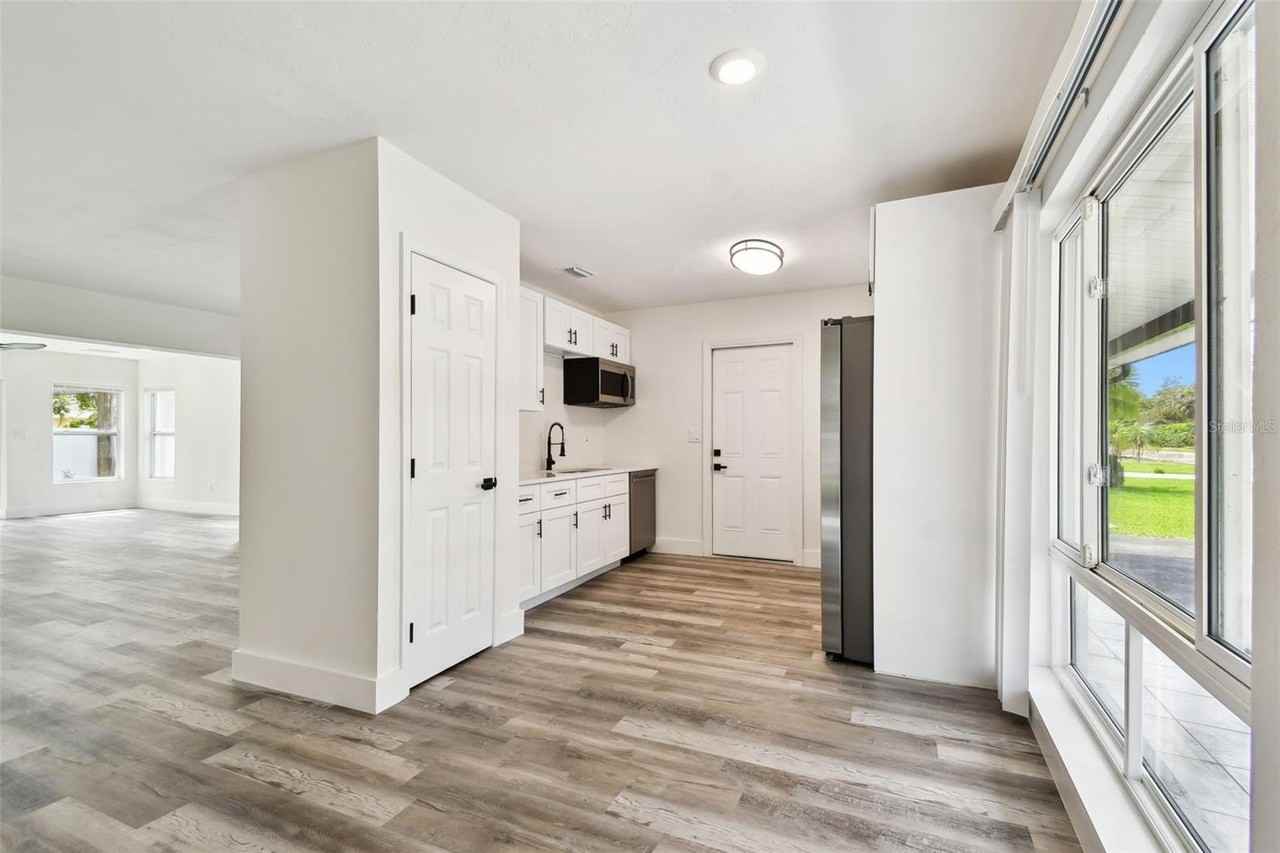 4461 Shore Acres Blvd Ne - Photo 7 of 26
