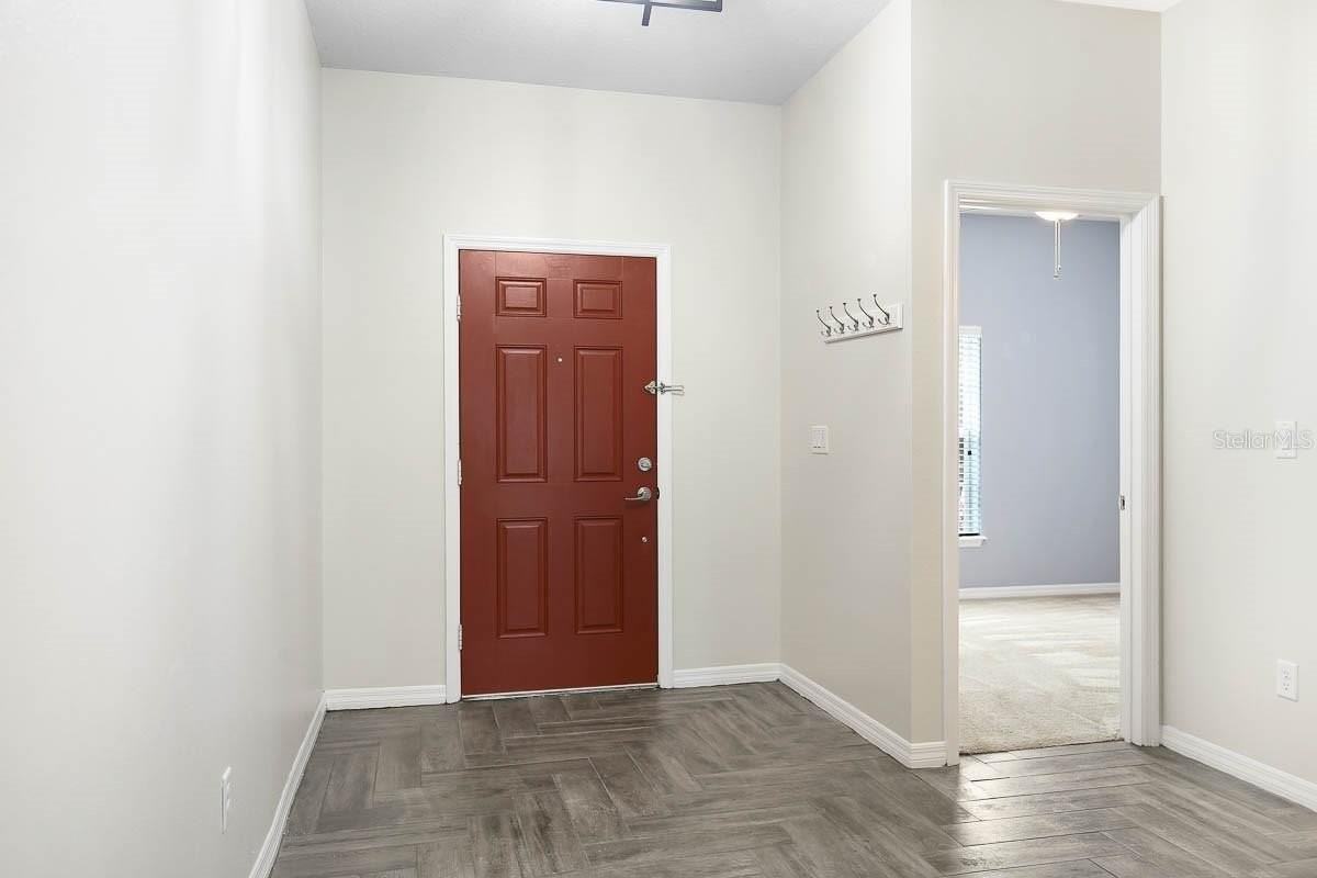 8614 Turnstone Shore Ln - Photo 3 of 32