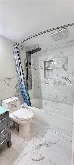 911 Washington Ave #118 - Photo 2 of 9