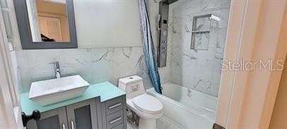 911 Washington Ave #118 - Photo 3 of 9