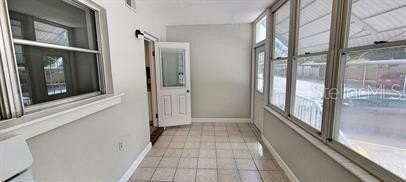 911 Washington Ave #118 - Photo 5 of 9