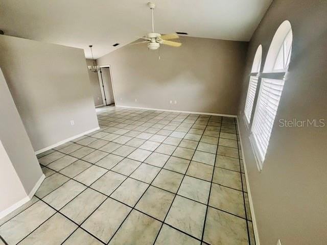 2830 Ascot Ln - Photo 4 of 17