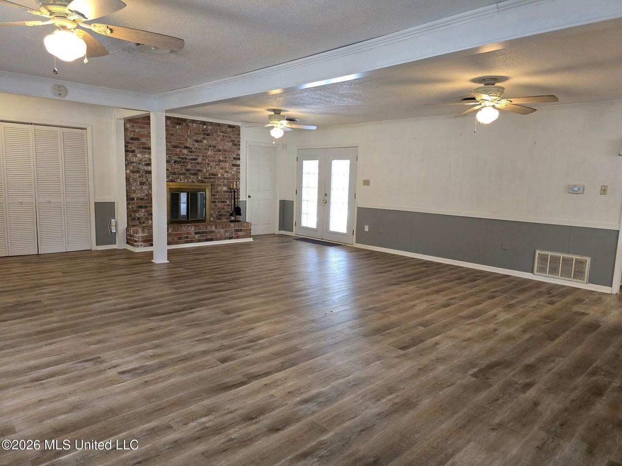 12334 Fernwood Cv - Photo 3 of 22