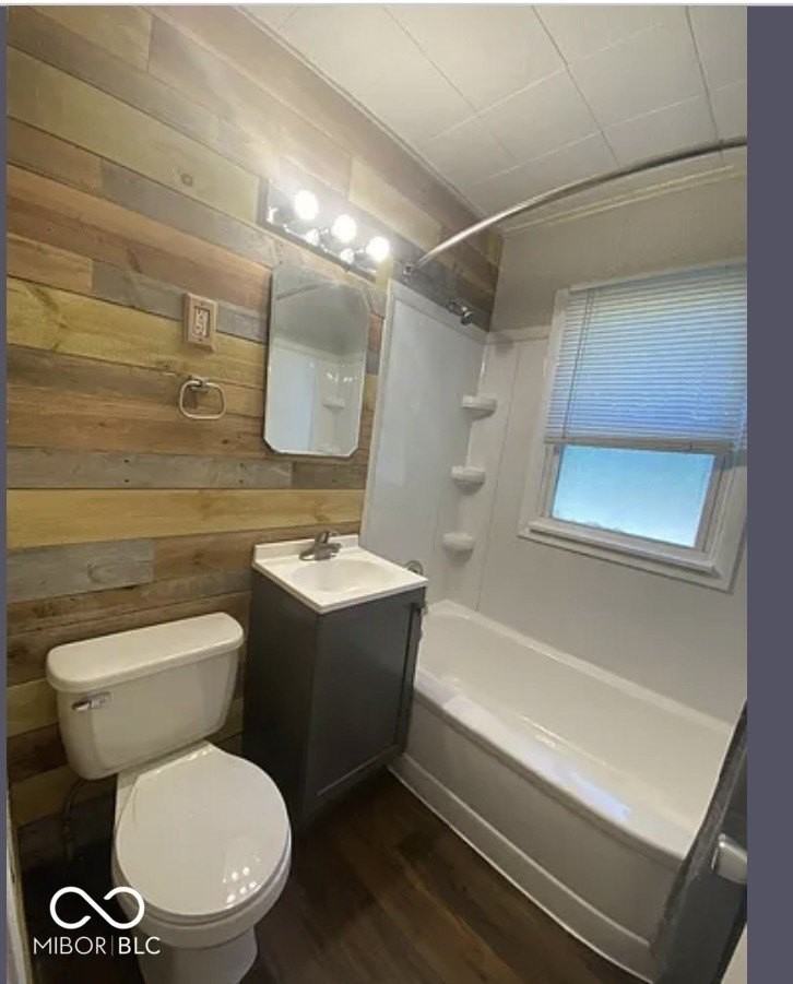 4430 Primrose Ave - Photo 3 of 5