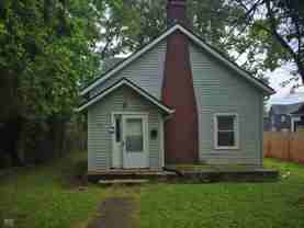 3338 N Kenwood Ave - Photo 1 of 1