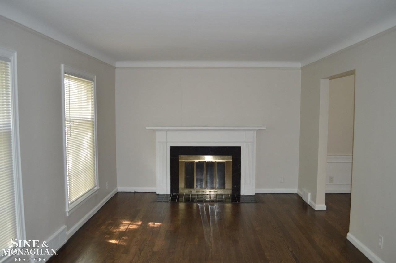 1932 Allard Ave - Photo 2 of 43