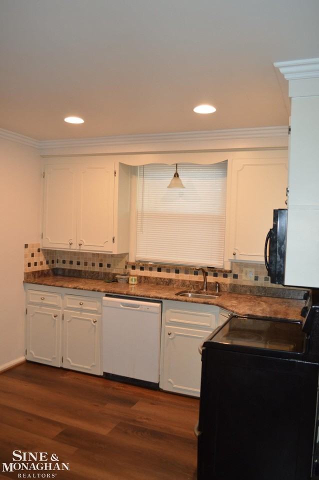 1932 Allard Ave - Photo 3 of 43
