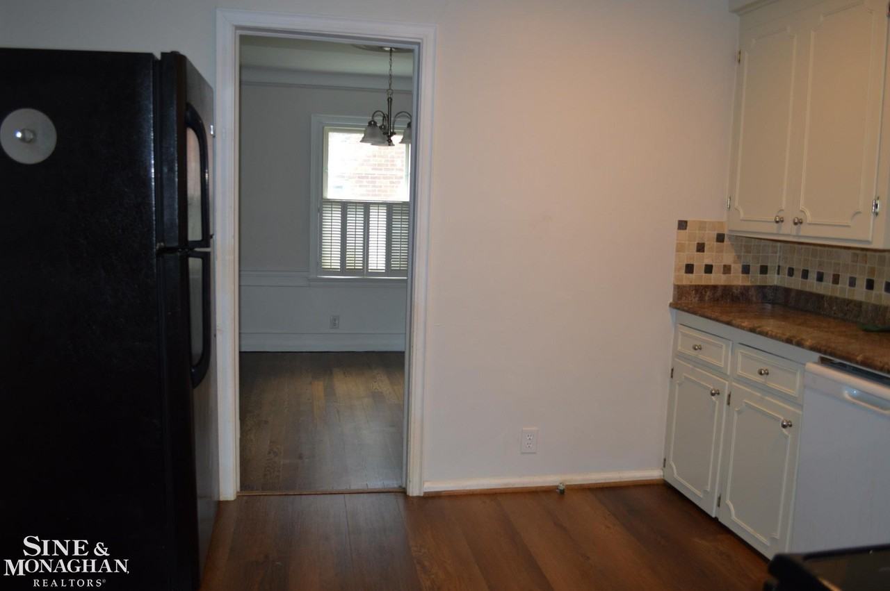 1932 Allard Ave - Photo 5 of 43