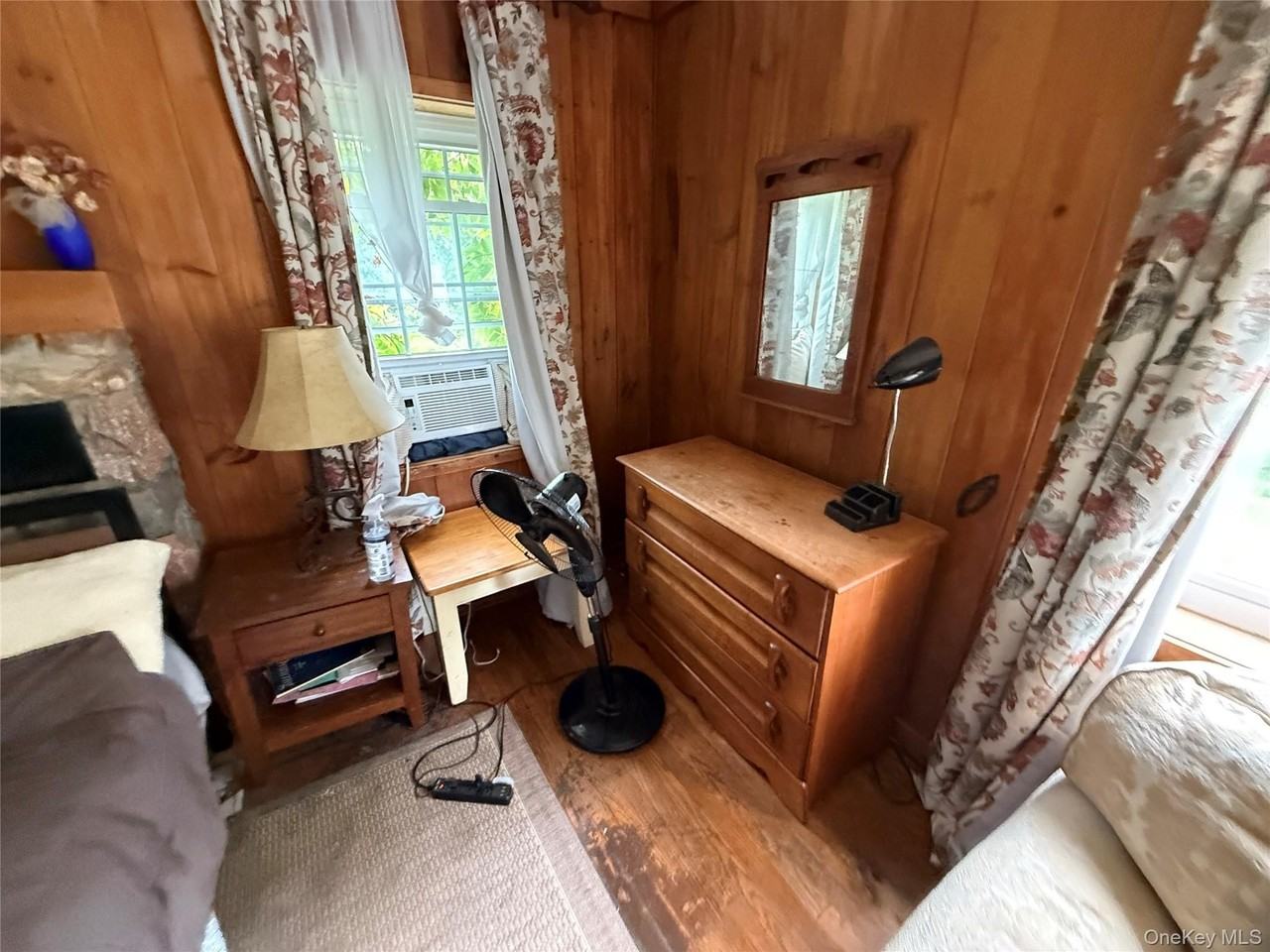 649 Lakes Rd - Photo 6 of 7