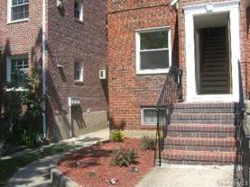 16045 Willets Point Blvd - Photo 1 of 1