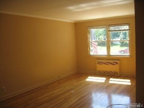 16045 Willets Point Blvd - Photo 5 of 12