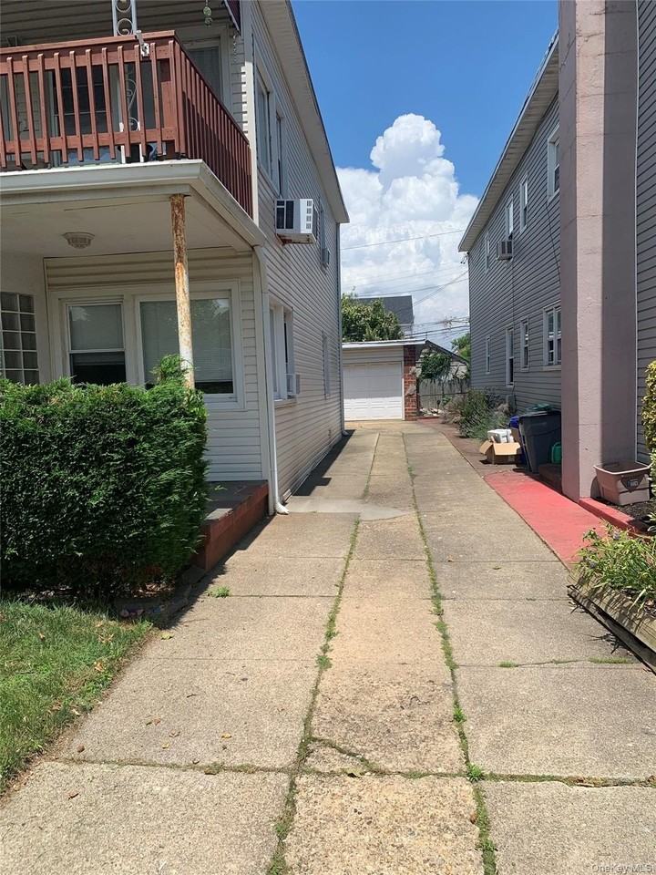 431 E Chester St - Photo 2 of 19