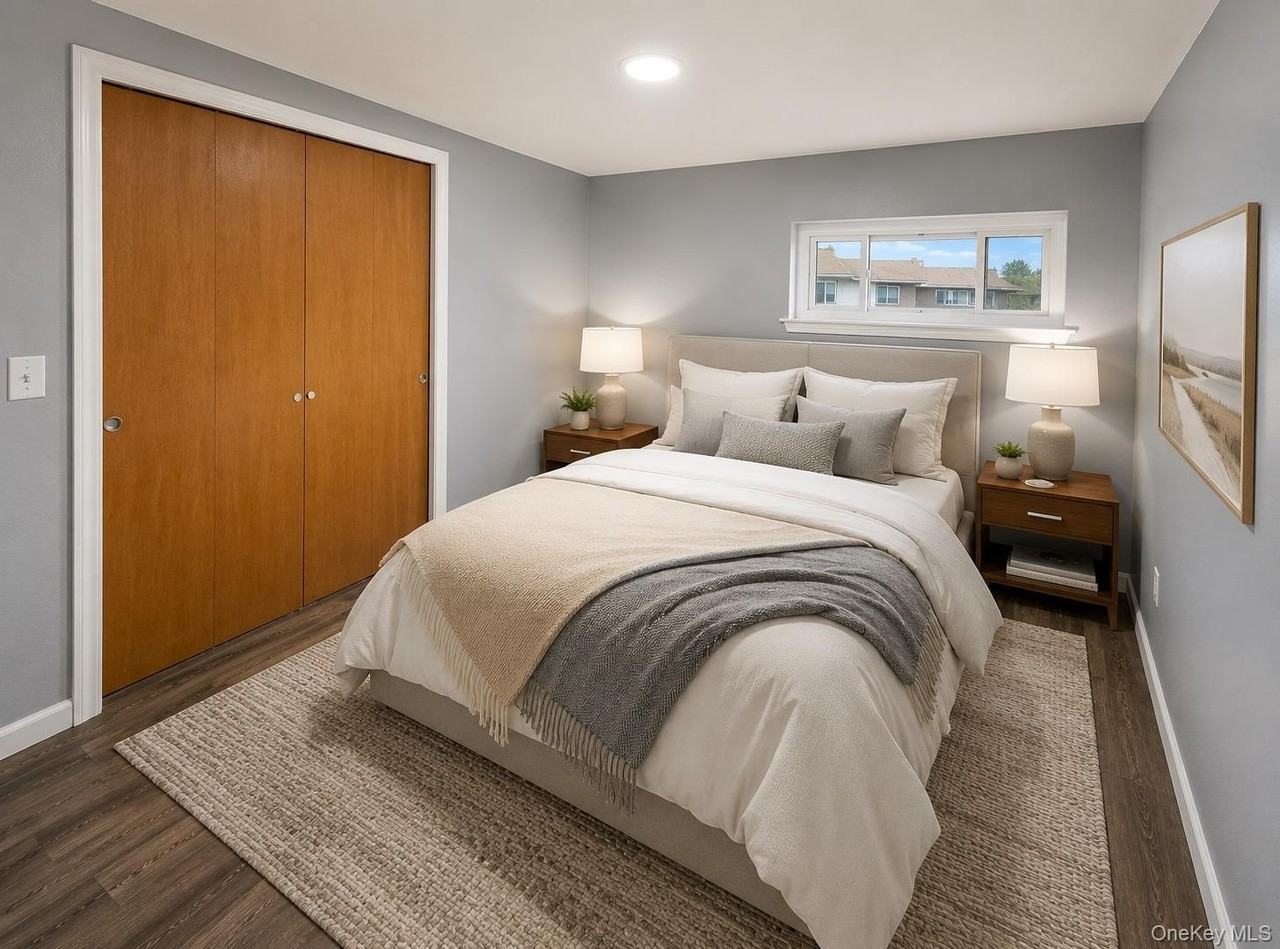 1371 Rosser Ave - Photo 5 of 9