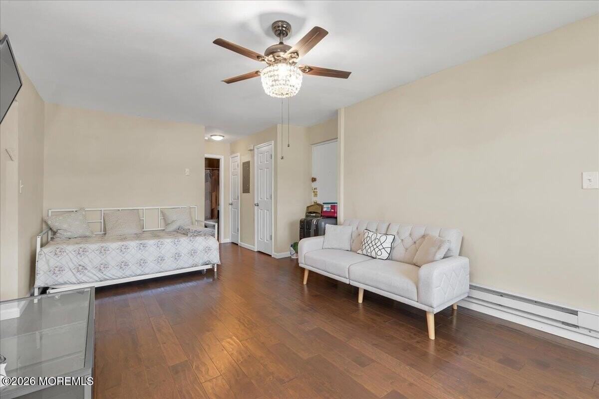 119 Avery Ave #J27 - Photo 3 of 18
