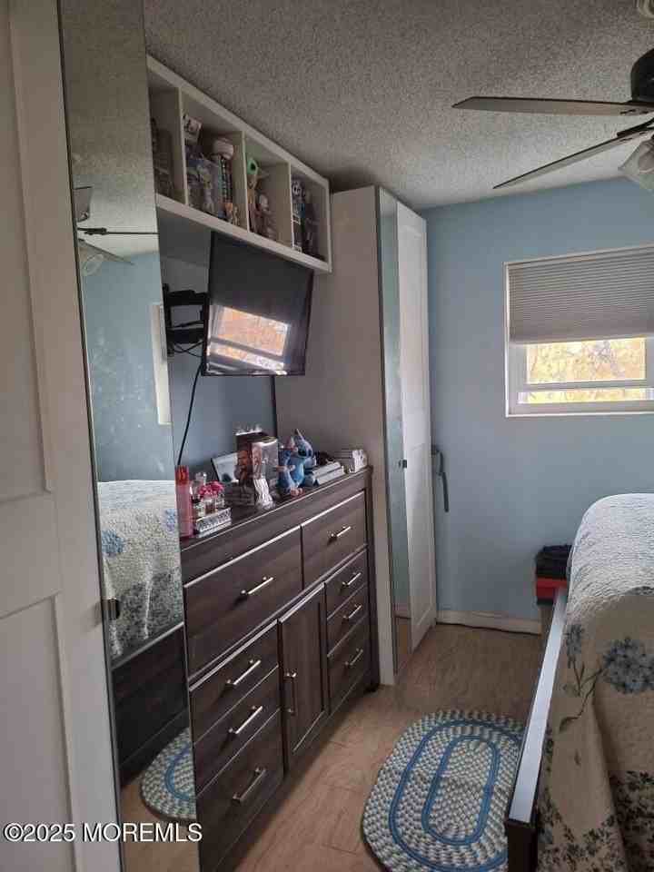 548 Ocean Blvd #17 - Photo 7 of 14