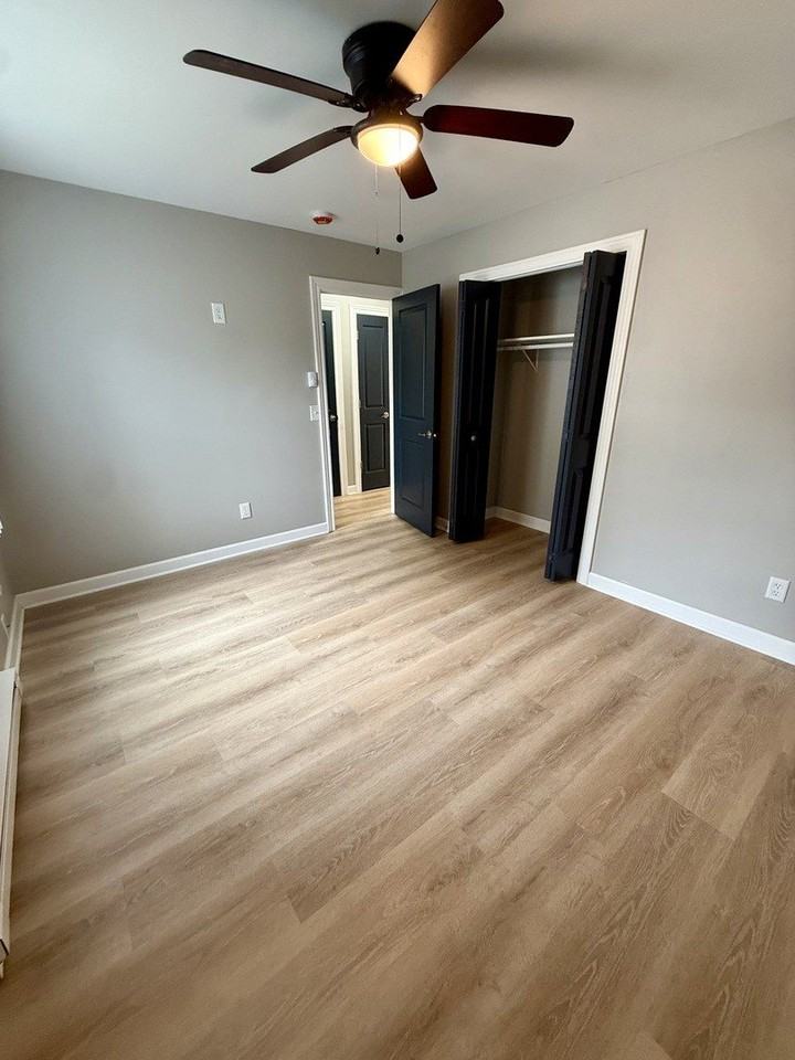 405 E Reed St #9 - Photo 5 of 8