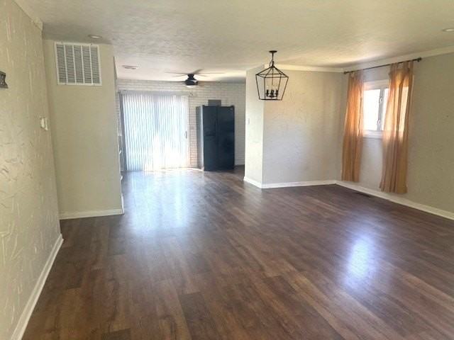 17122 Roy St - Photo 3 of 10