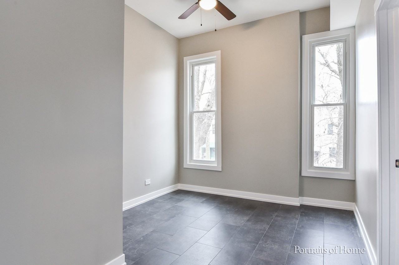 3501 W Le Moyne St #2 - Photo 3 of 16