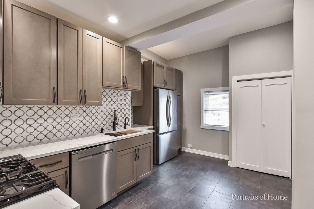 3501 W Le Moyne St #2 - Photo 5 of 16