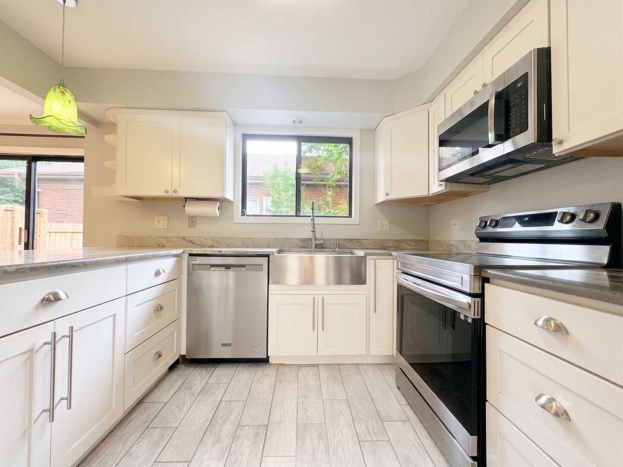 1750 Henley St #25 - Photo 4 of 16