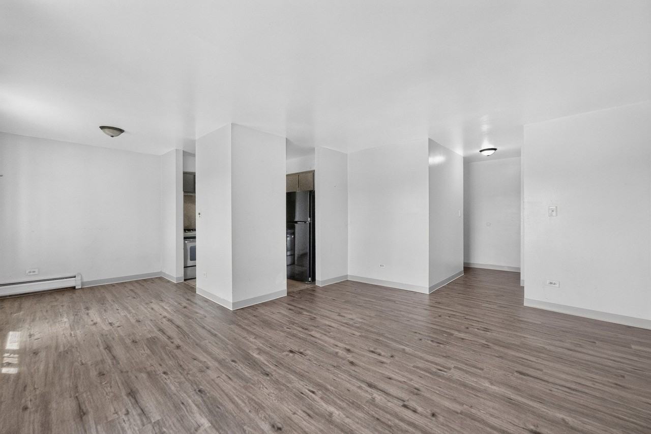 824 W College Blvd #201 - Photo 3 of 12