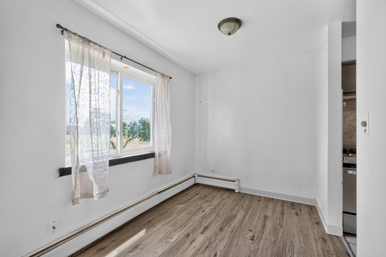 824 W College Blvd #201 - Photo 4 of 12