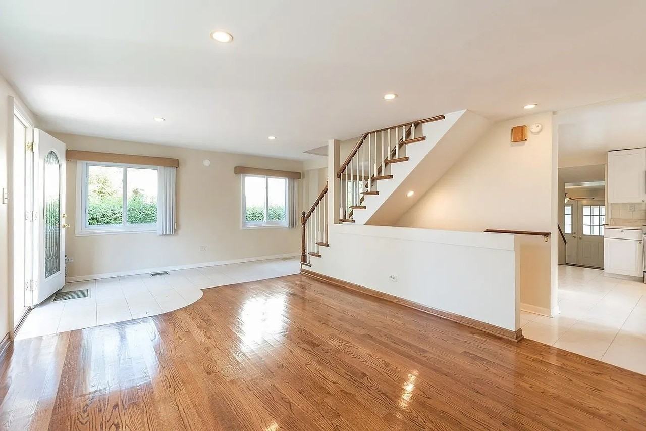919 Greenwood Ave - Photo 2 of 15