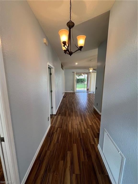 608 Crossfield Cir - Photo 4 of 40