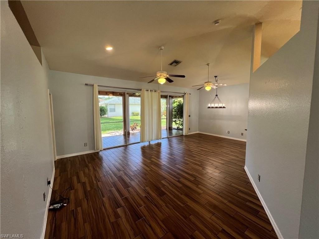608 Crossfield Cir - Photo 5 of 40