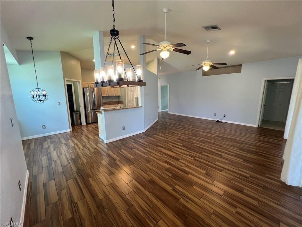 608 Crossfield Cir - Photo 7 of 40