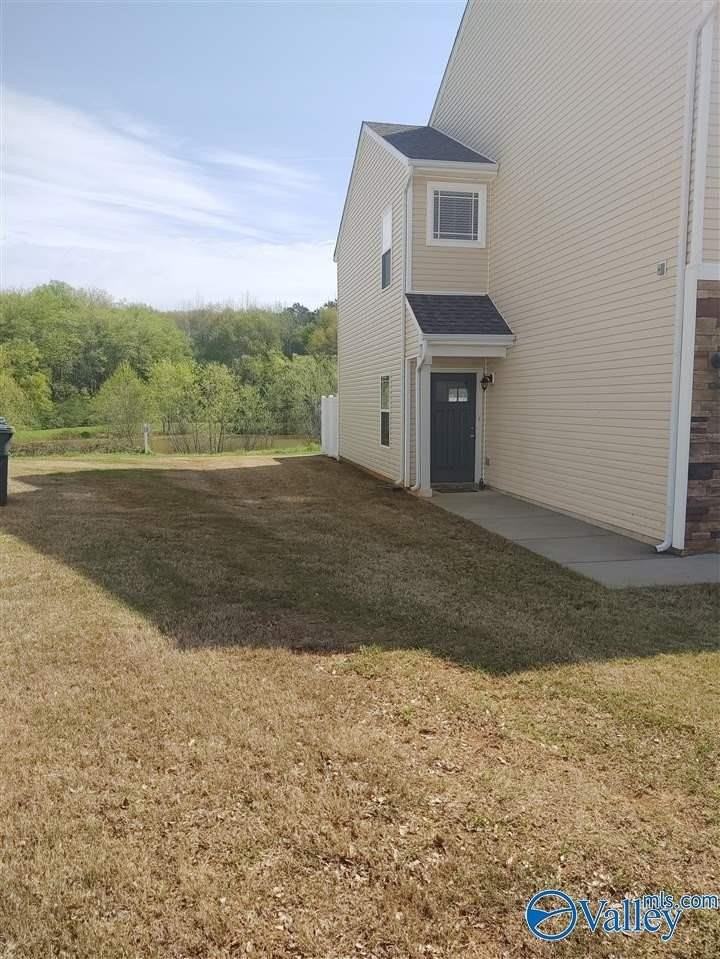 208 Falling Water Ln Sw - Photo 3 of 27