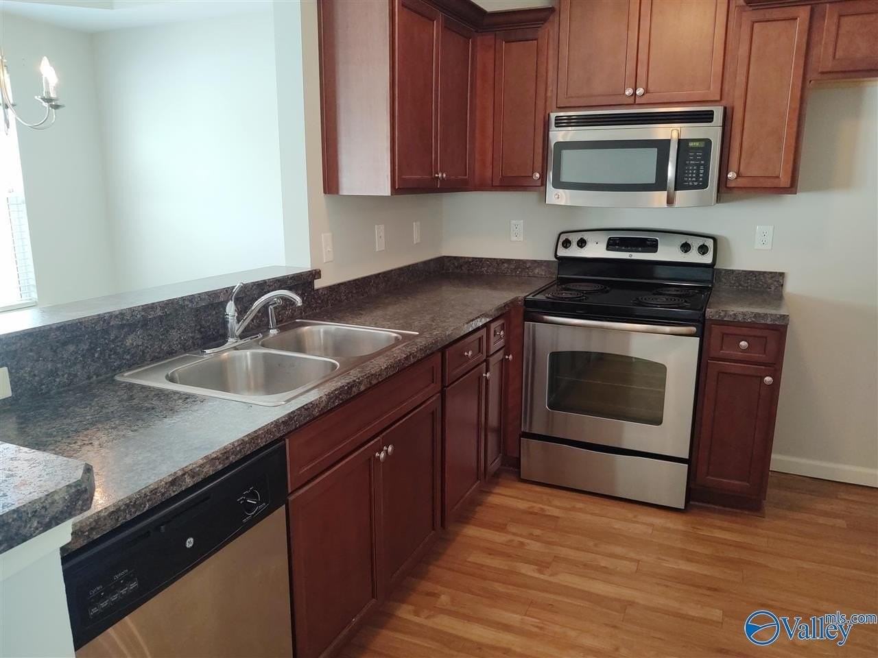 208 Falling Water Ln Sw - Photo 5 of 27