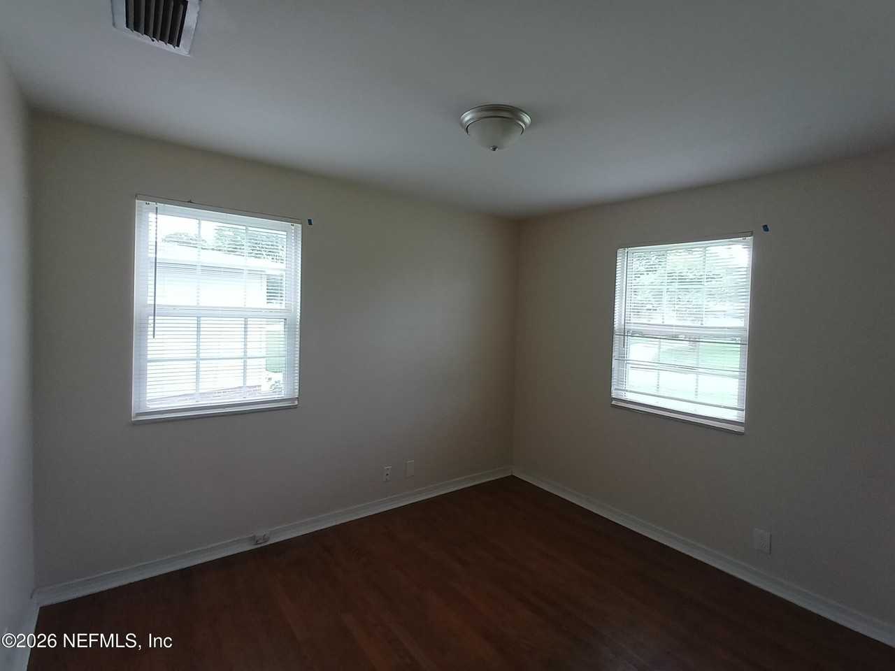 4919 Avent Dr - Photo 7 of 12
